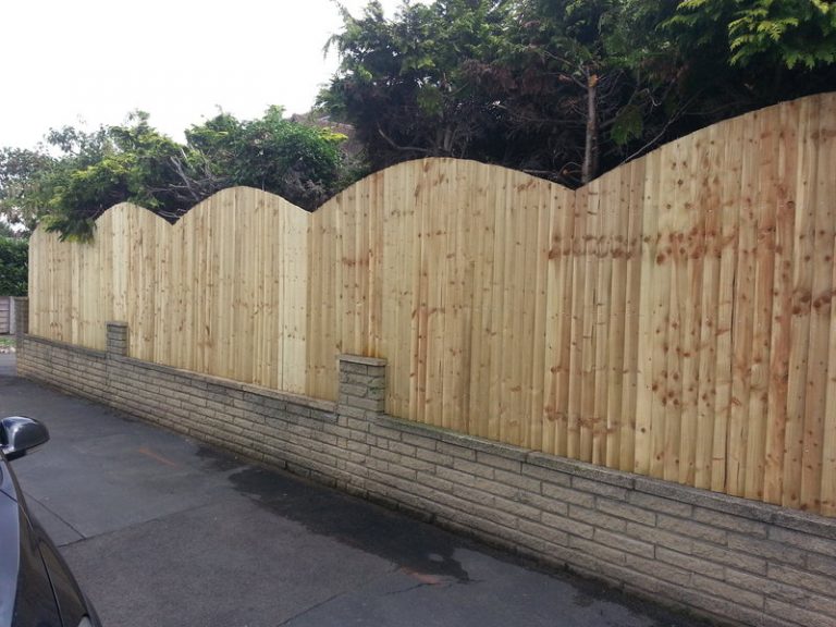Bow Top Fence Installed in Warlingham South London Fencing